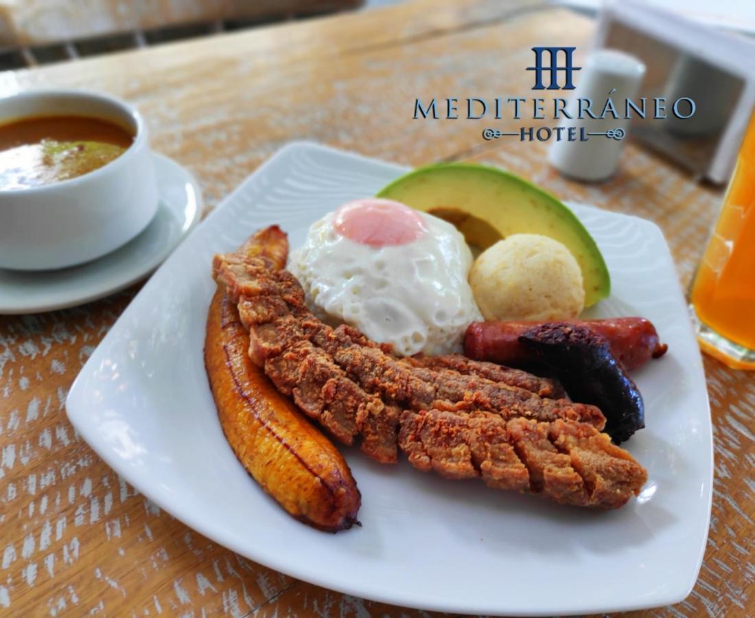 Hotel Mediterraneo Medellín Buitenkant foto